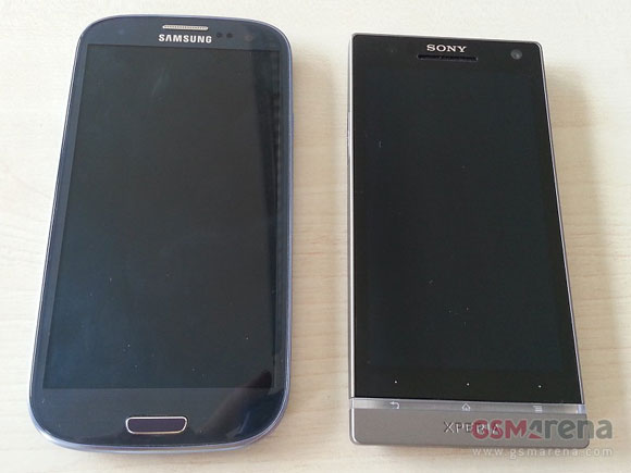 Premières photos live du Sony Xperia SL