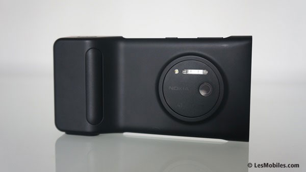 Test du Grip caméra Nokia, l'accessoire ultime pour le Lumia 1020 ?