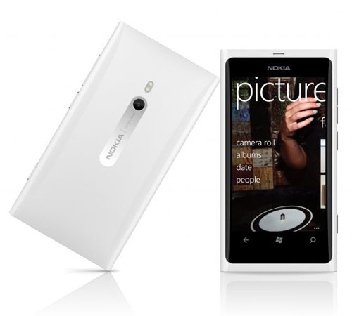 Le Nokia Lumia 800 blanc officiellement annoncé