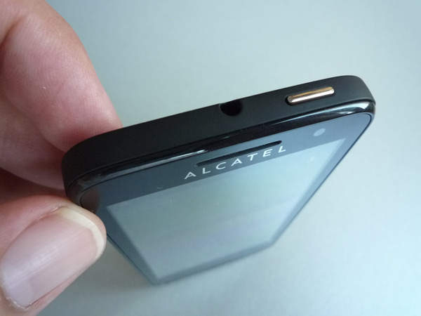 Alcatel One Touch M?Pop : tranche supérieure