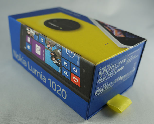Nokia Lumia 1020 : packaging