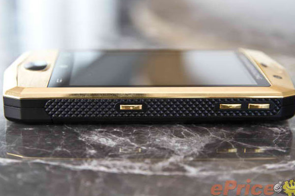 smartphone Android Aston Martin Aspire