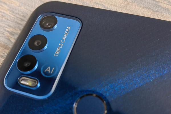 image Wiko_Power_U30_details_02.jpg