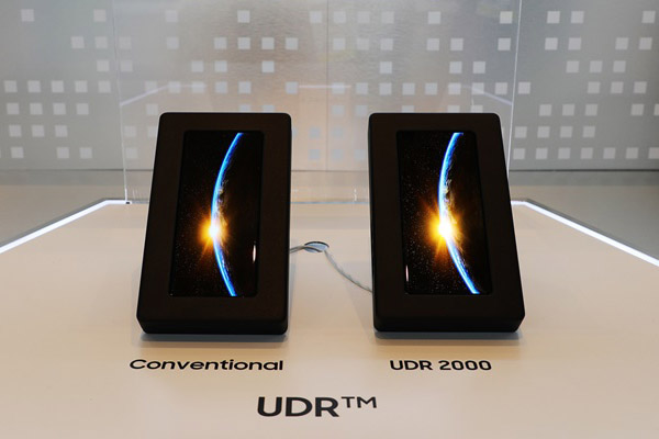 Samsung fait la démonstration d’un écran OLED de smartphone extrêmement lumineux à 2000 cd/m2