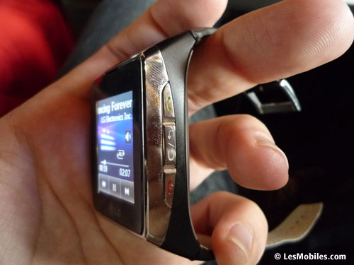 Le téléphone montre LG GD910 attendu à 1200 euros