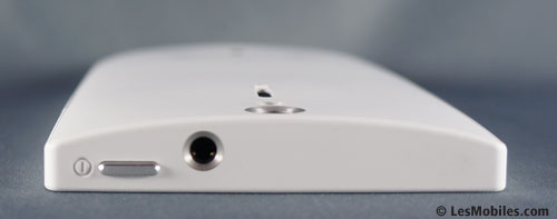 Sony Xperia S : tranche supérieure