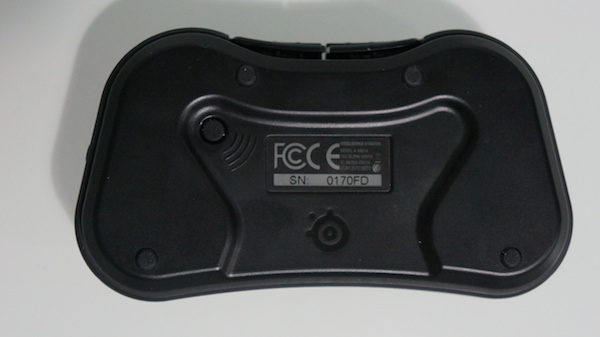 Steelseries Stratus : de dos