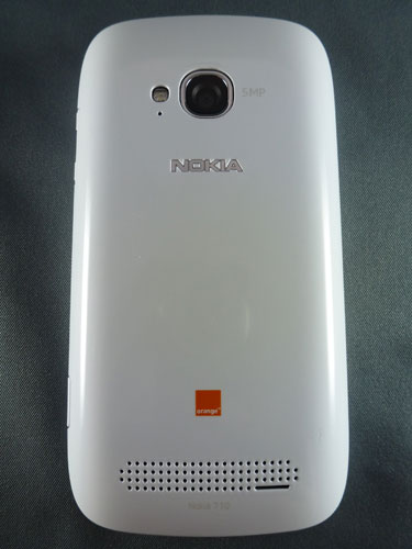 Nokia Lumia 710 : face arrière