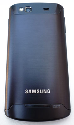 Test Samsung Galaxy Wave 3 processeur 1,4 GHz dos coulissant écran super amoled 4 pouces 5 mégapixels Bada 2.0 Live Panel Samsung Apps