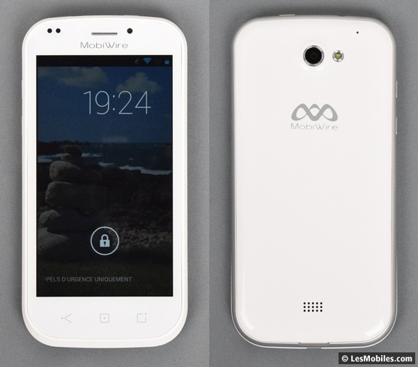 MobiWire Cygnus : de dos et de face