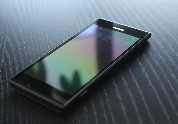 Huawei Ascend P2 : face