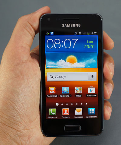 Test Samsung Galaxy S Advance : design